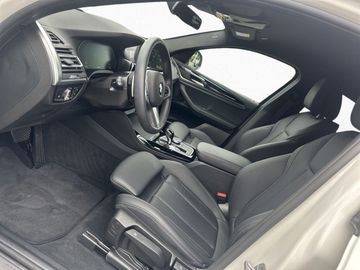 BMW X4 - 10