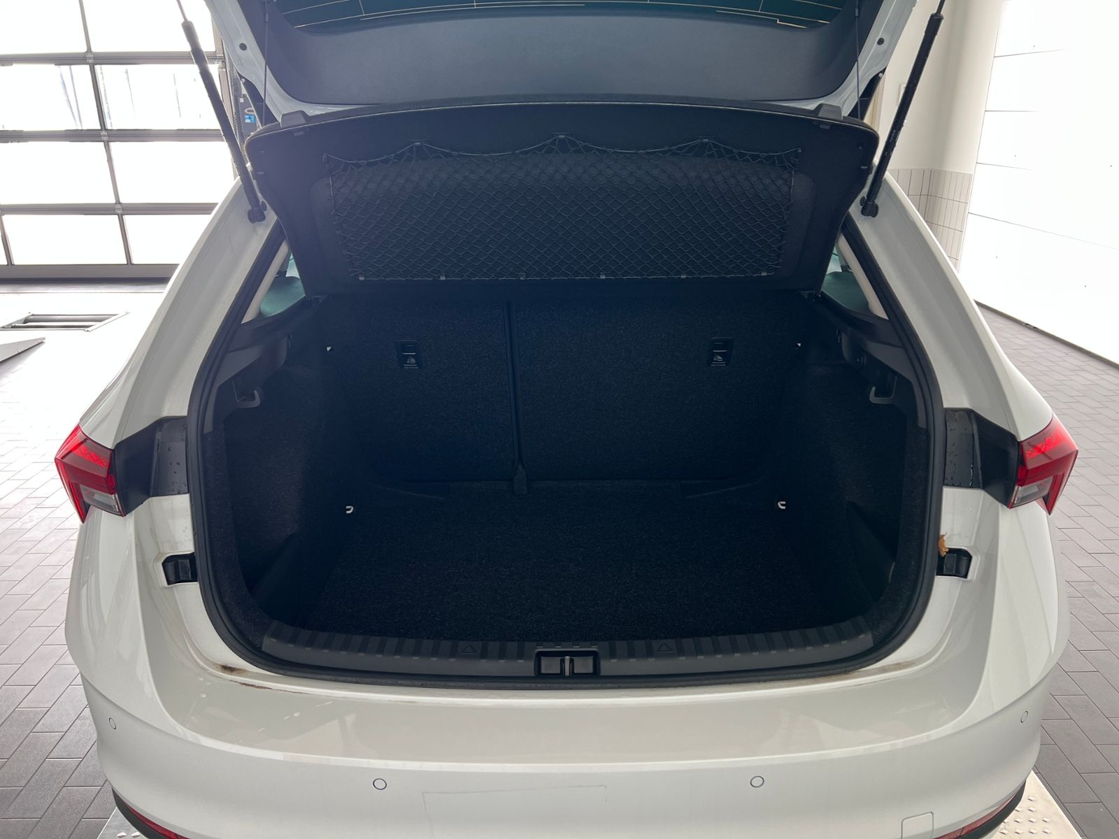 Fahrzeugabbildung SKODA Scala Selection 1.0 TSI DSG *LED, ACC, Kamera, 1