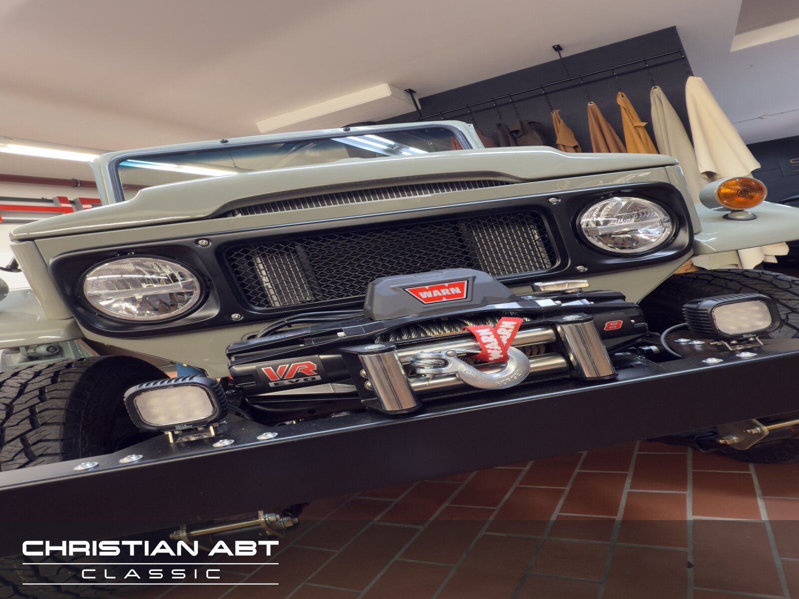 Fahrzeugabbildung Toyota FJ43 restauriert * Servo * H-Zulassung