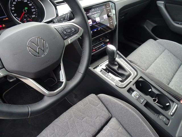 Passat Variant 2.0 TDI DSG Business / Matrix