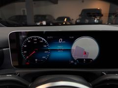 MERCEDES-BENZ A 200 Progressive*LED*CAM*LEDER*WIDE*STANDHZG*