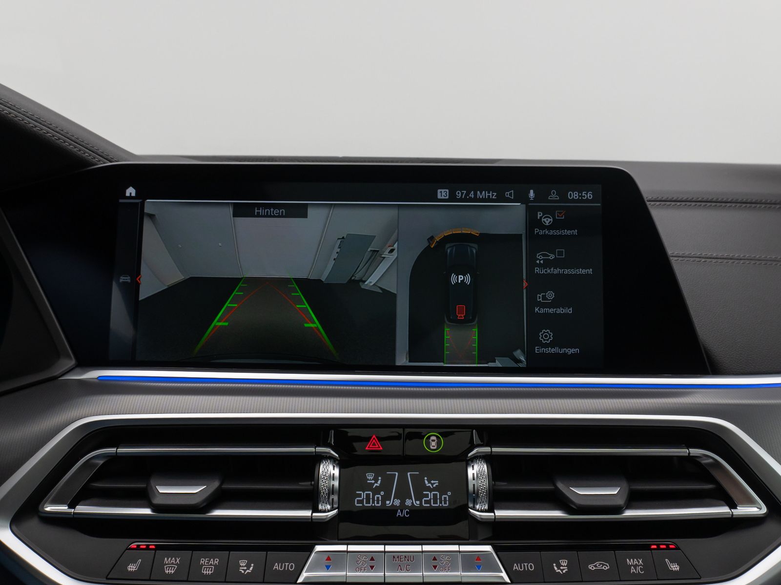 Fahrzeugabbildung BMW X5 xD30d M Sport Panorama Laser 360°HUD DAB H/K