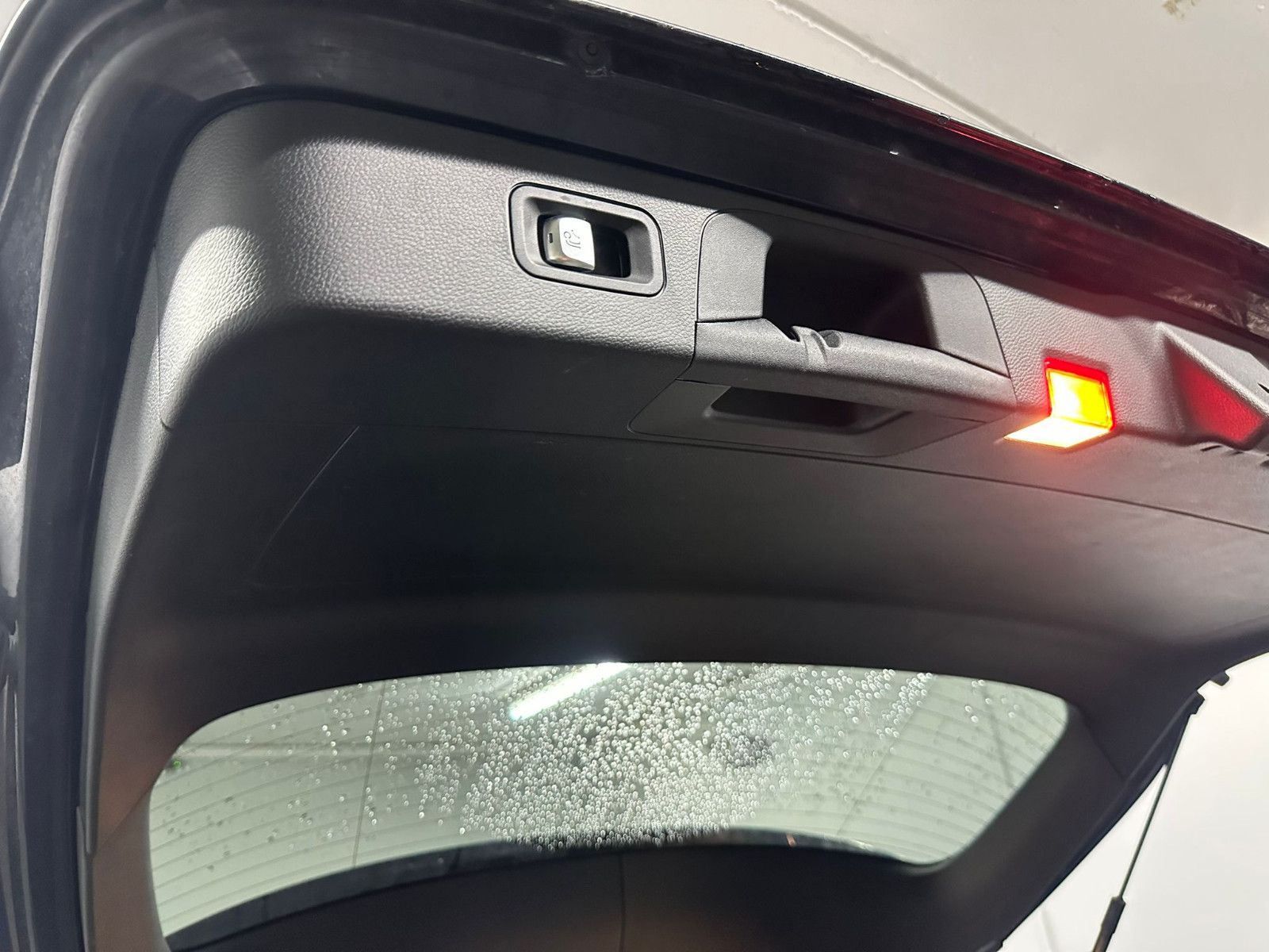 Fahrzeugabbildung Mercedes-Benz GLC 220 d 4MATIC *AMG-LINE*NIGHT*360*