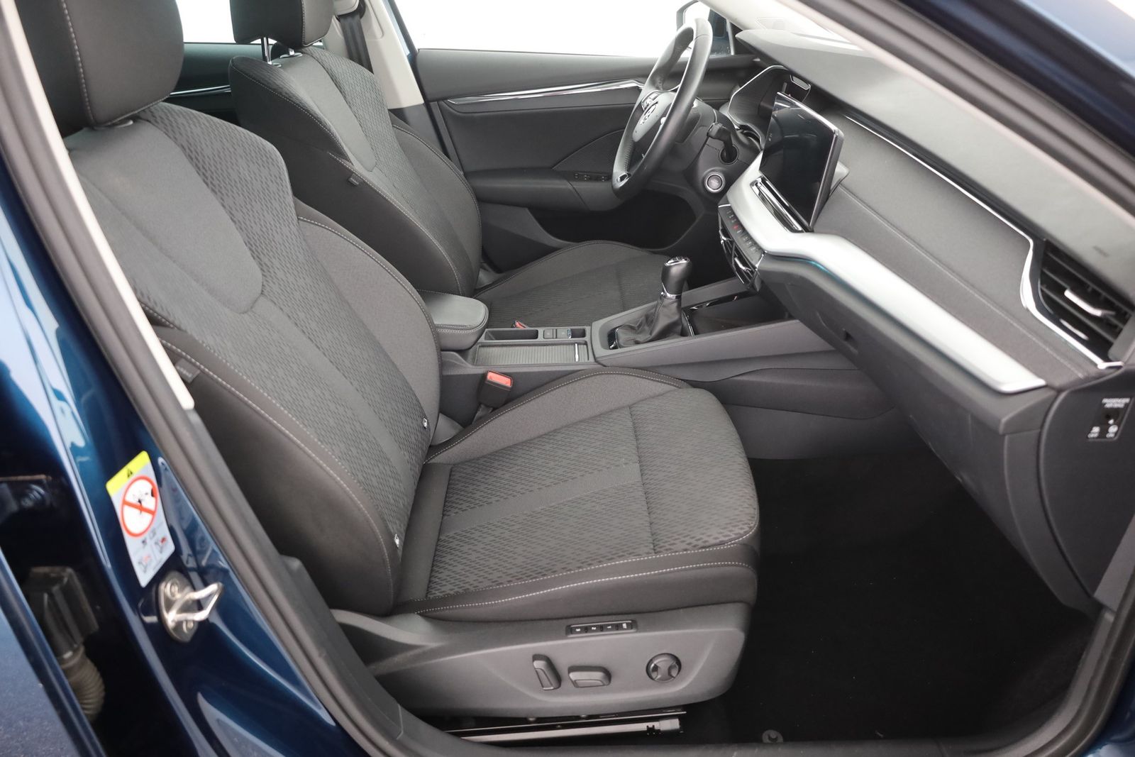 Skoda Octavia 1.5 TSI Style LED Standheizung AHK DAB foto 24
