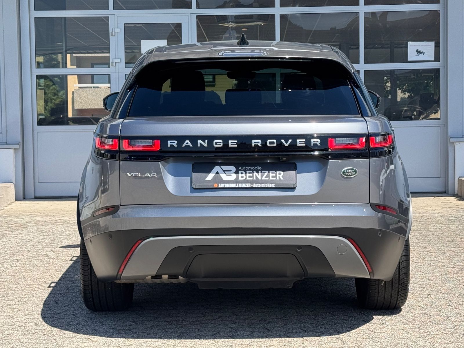Fahrzeugabbildung Land Rover Range Rover Velar/360*Cam/LED/CapPlay/LEDER/