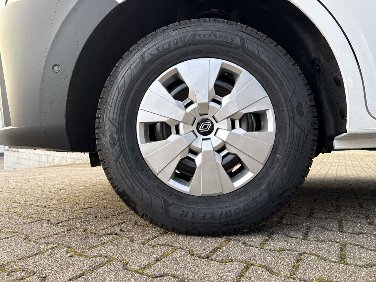 Renault Master - Bild 9