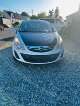 Opel Corsa 1.4 Color Edition 74kW Color Edition - Opel Corsa aus 2011: Color Edition