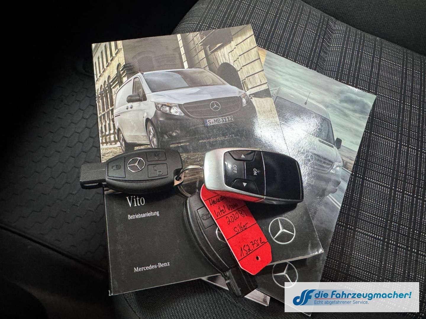Fahrzeugabbildung Mercedes-Benz Vito Mixto 119CDI 4x4 lang Navi Digitales Cockpi