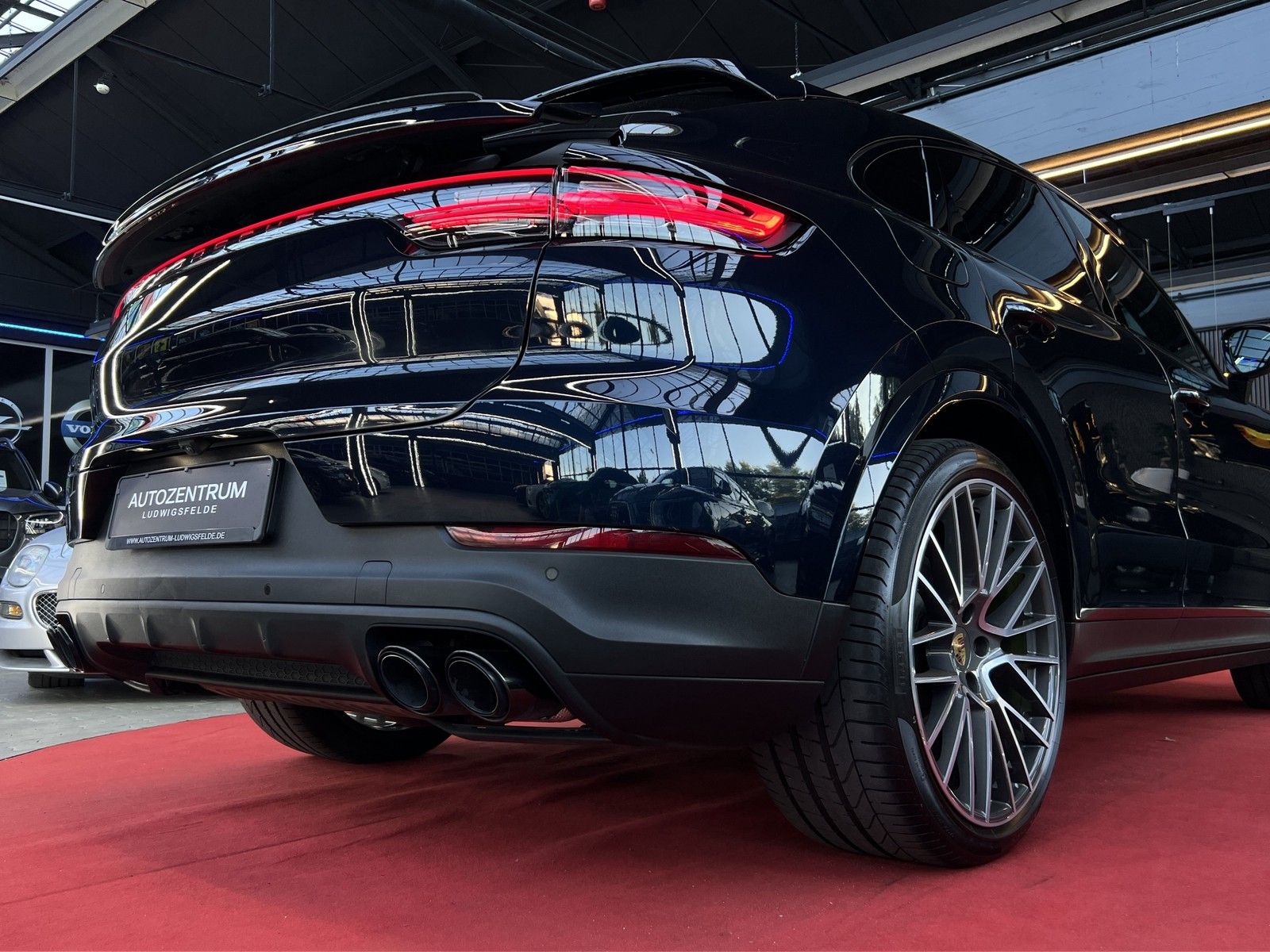 Porsche Cayenne Coupe E-Hybrid / CHRONO / ACC / PANO / L foto 19