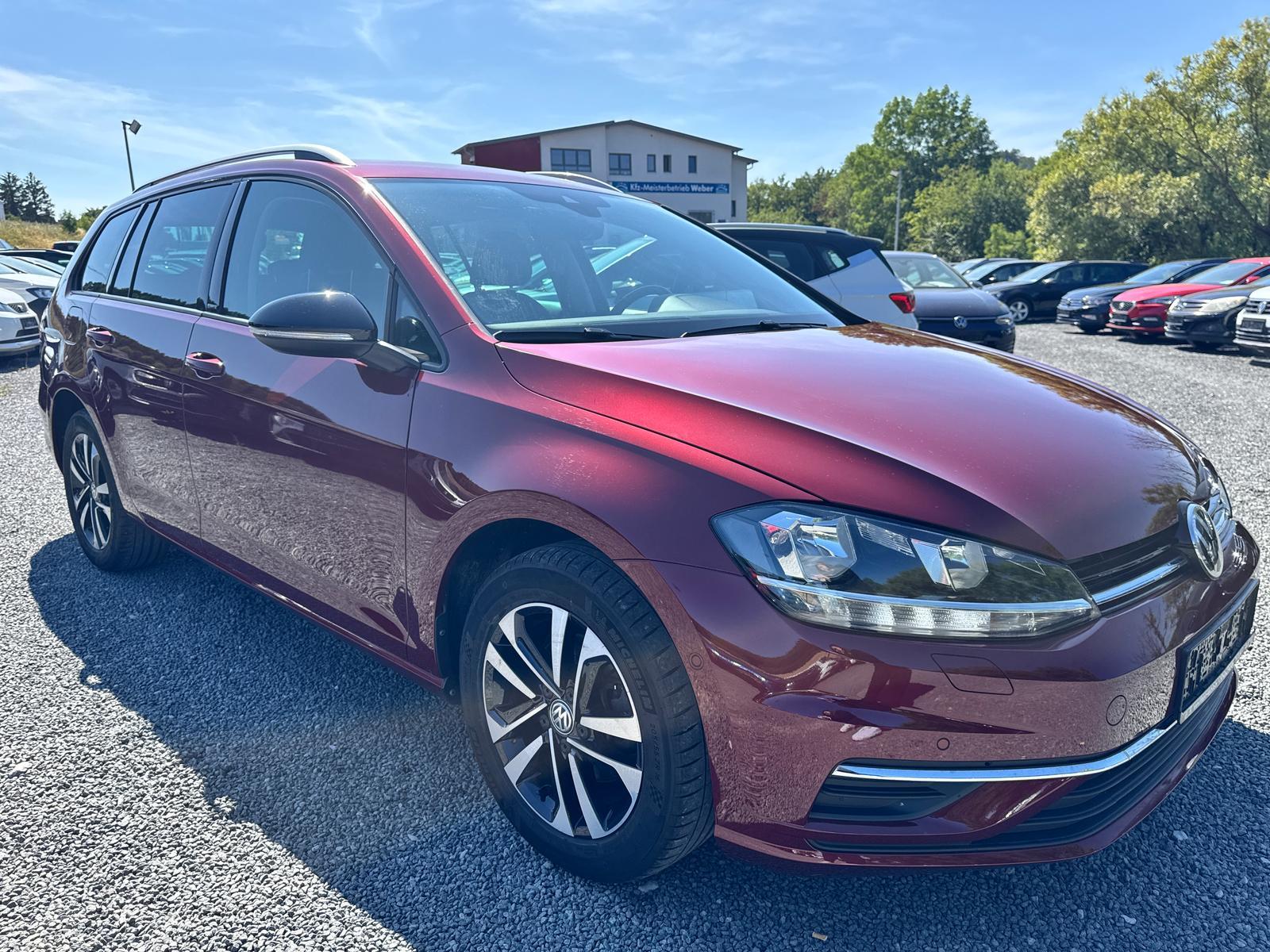 Volkswagen Golf VII Variant 2.0 TDI *IQ-DRIVE*PDCHI+VO*PARK