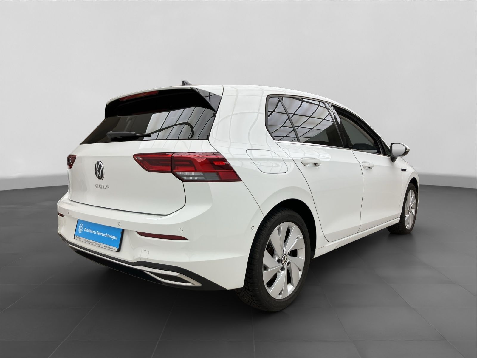 Volkswagen Golf 2.0 TSI DSG STYLE LM17 NAVI KAMERA foto 3