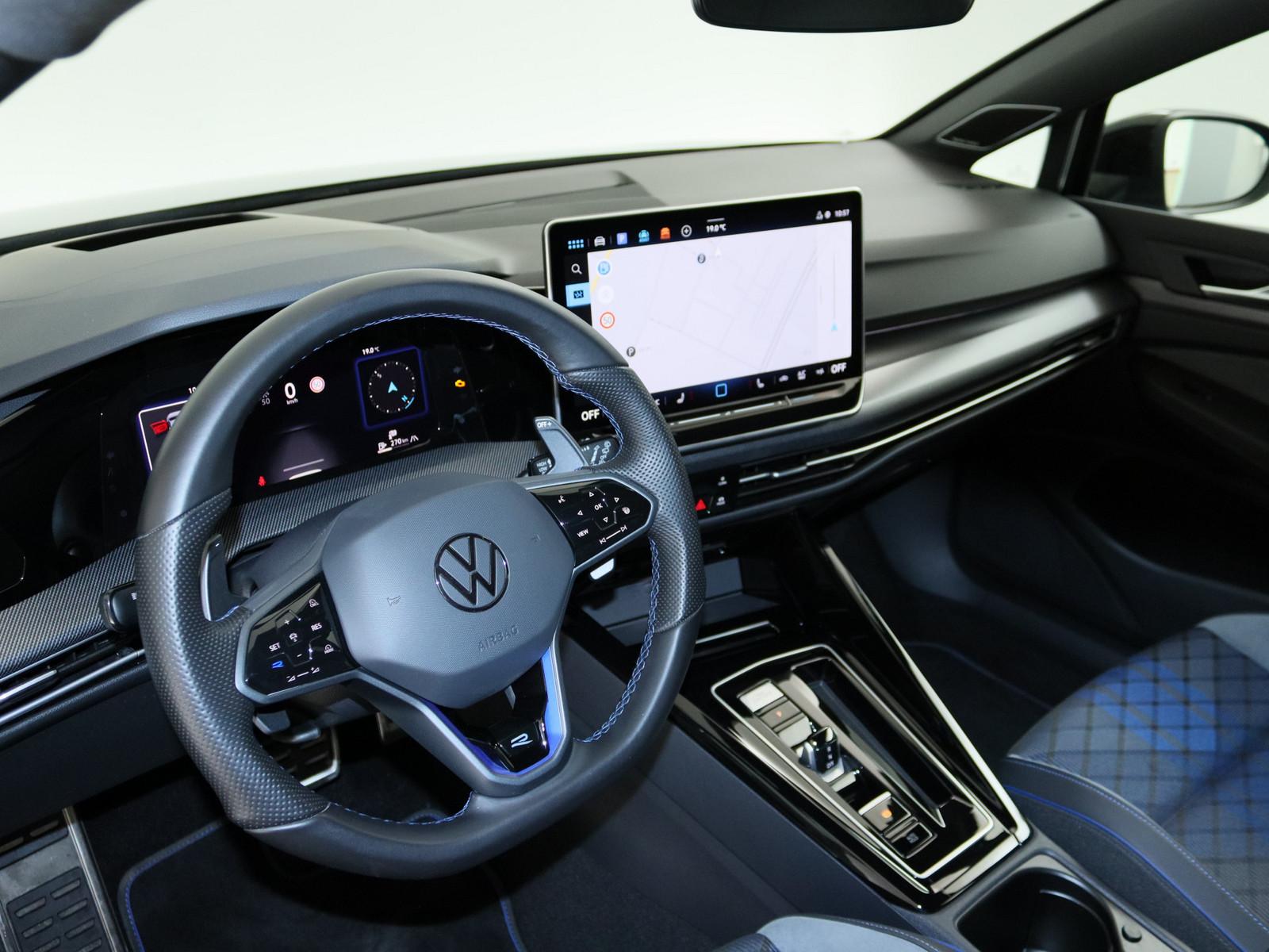 Volkswagen Golf VIII R 4Motion MATRIX-LED PANO HUD ACC NAVI, миниатюра 10