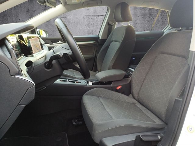 Golf 2.0 TDI DSG/ACC/AHK/ NAVI/SHZ/LED/KLIMA/EPH