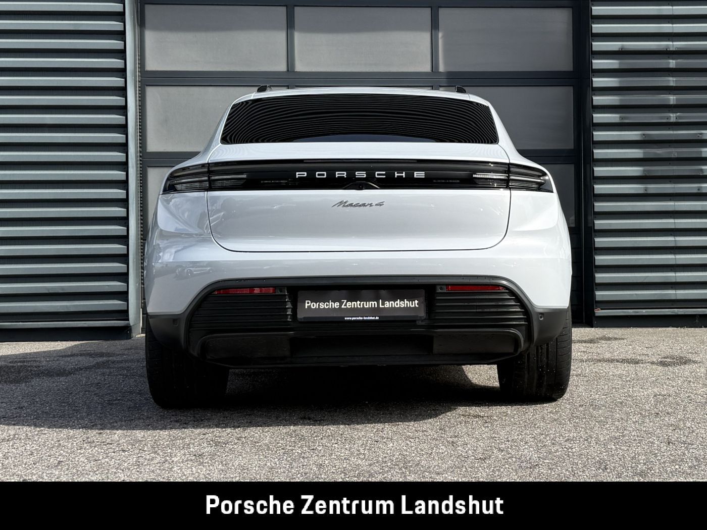 Porsche Macan 4 Luftfederung InnoDrive Panorama foto 5