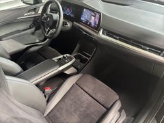 Fahrzeugabbildung BMW 218i Active Tourer M Sport -- Pano/ACC/HeadUp