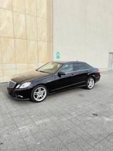 Mercedes-Benz E 350 4MATIC AVANTGARDE AVANTGARDE AMG - Mercedes-Benz E 350 aus 2011: 4matic