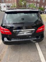 Mercedes-Benz B 180 - Sehr gut erhalten - Mercedes-Benz B 180 Gebrauchtwagen in Krefeld