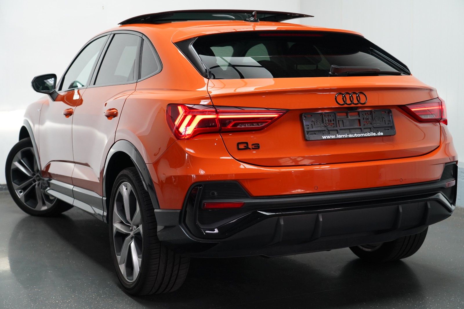 Audi Q3 Sportback 35TDI S line PANO MATRIX ESITZE KAM foto 7