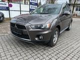 Mitsubishi Outlander Intense 4WD - Mitsubishi Outlander aus 2011 mit Diesel-Antrieb