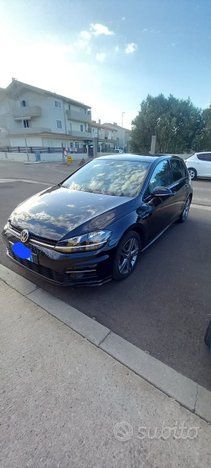 Volkswagen W Golf