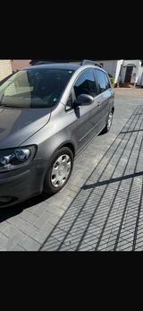 Volkswagen Golf plus 1,6 benziner - VW Golf Plus Gebrauchtwagen in Bremen