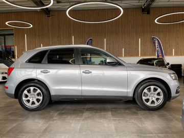Audi Q5 2.0 TDI clean dieselultra *1.HAND*SZHZ*PANO*