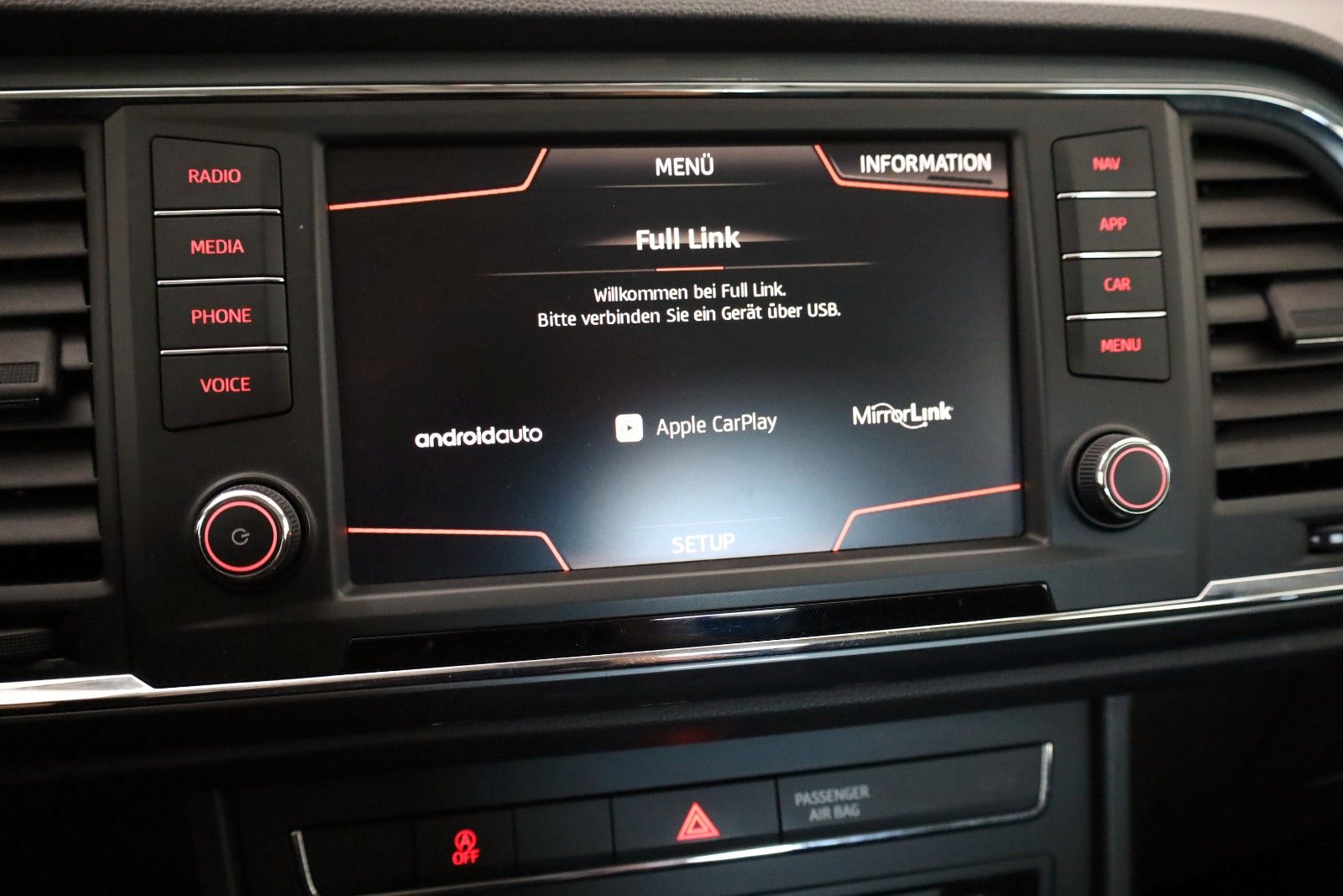 Fahrzeugabbildung SEAT Ateca Style Navi,LED,Apple CarPlay,PDC