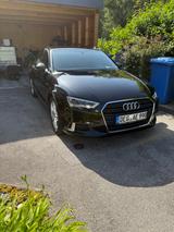 Audi A3 Limousine 35 TFSI S tronic S-Line - Audi A3: Aud