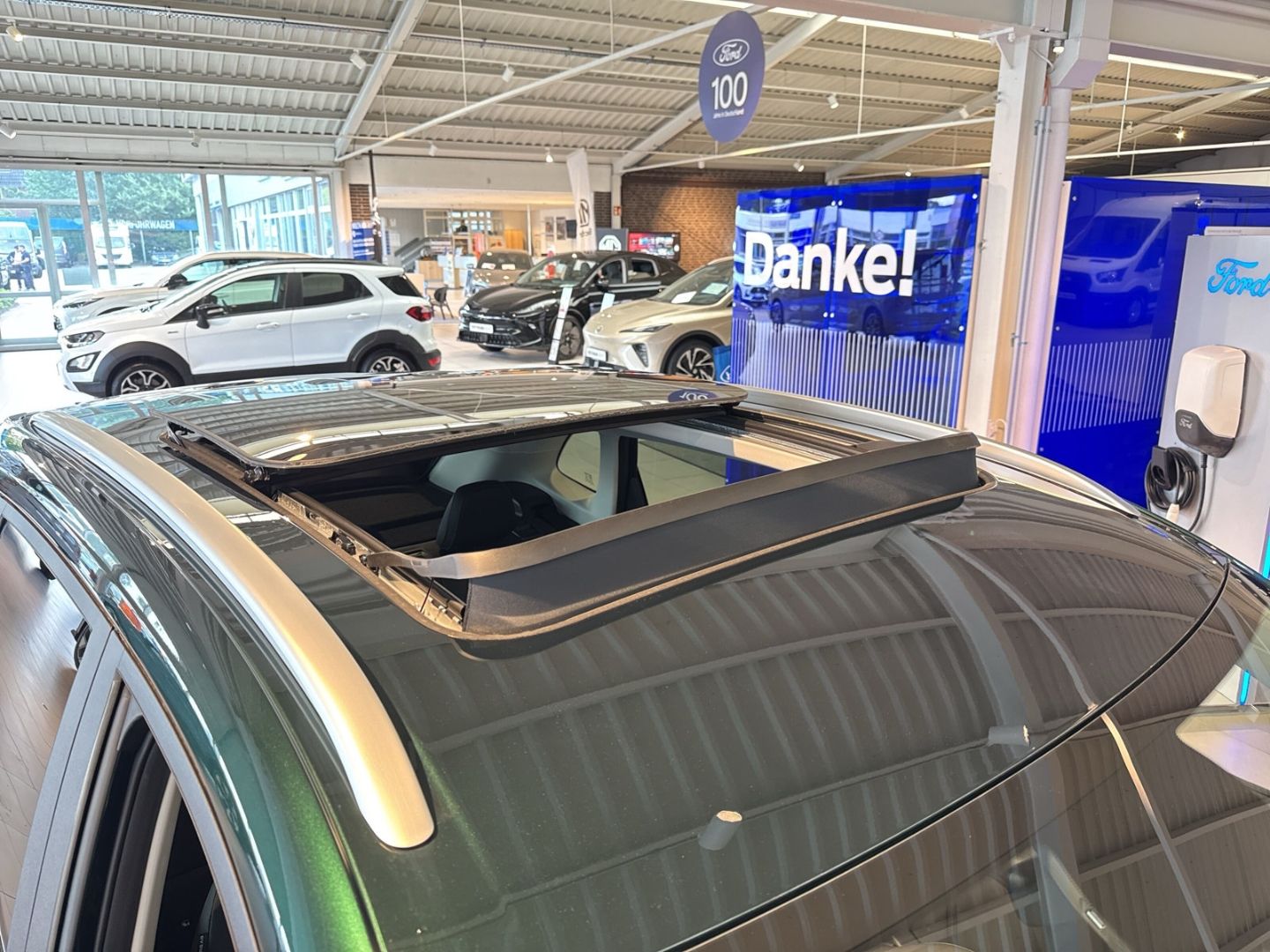 Fahrzeugabbildung MG ZS Hybrid+ LUXURY AT MY25 TOP FINANZ* Navi 360 C