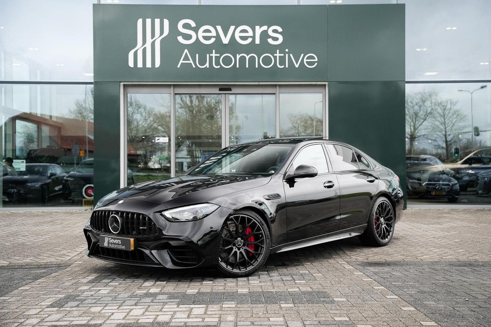 Mercedes-Benz C 63 AMG S E Performance | AMG Carbonpakket exte