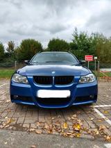 BMW E91 320i - BMW 320: 320i E91