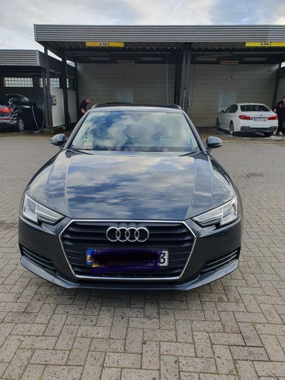 Image of Audi A4