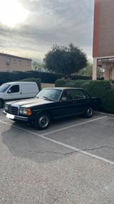 Mercedes-Benz 300D W123 - Mercedes-Benz 300 Oldtimer: 300d