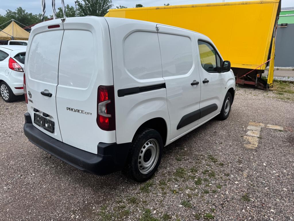 Toyota Proace (Verso)