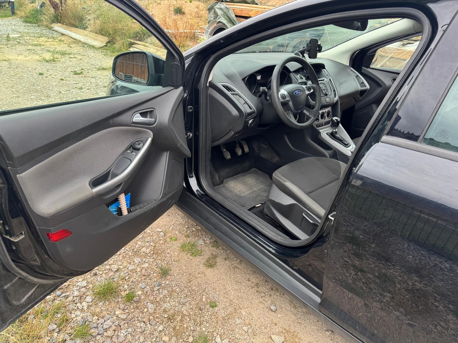 Ford Focus 2013 — photo 6