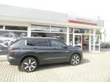 Mitsubishi Plug-in Hybrid Outlander Top