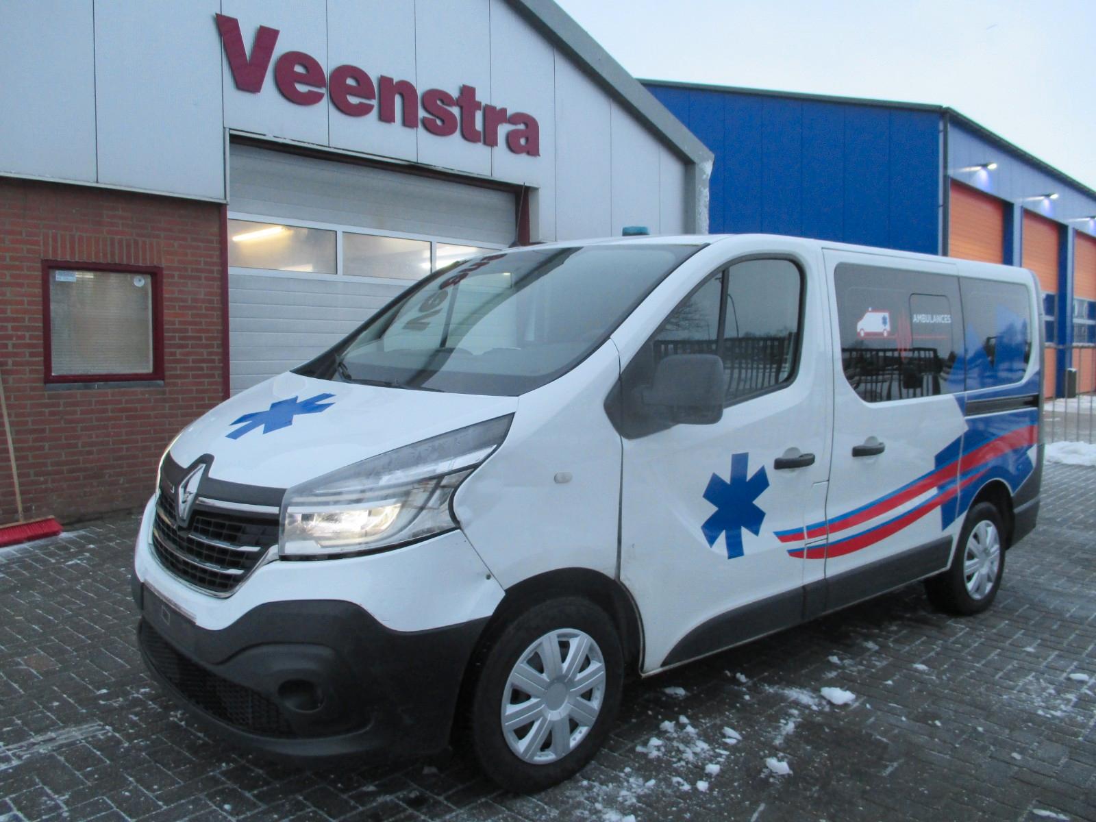 Renault Trafic 2.0DCI Ambulance Komplett Netto €7950,=