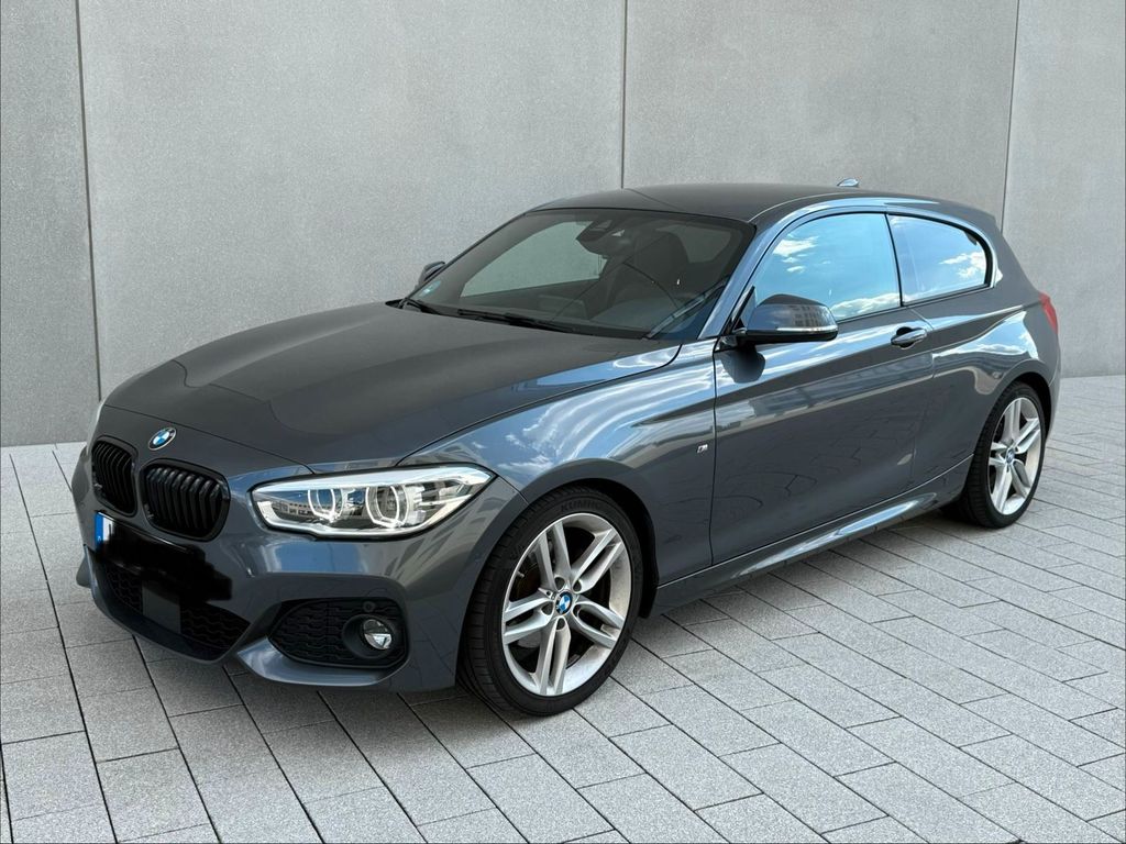 Image of BMW 120