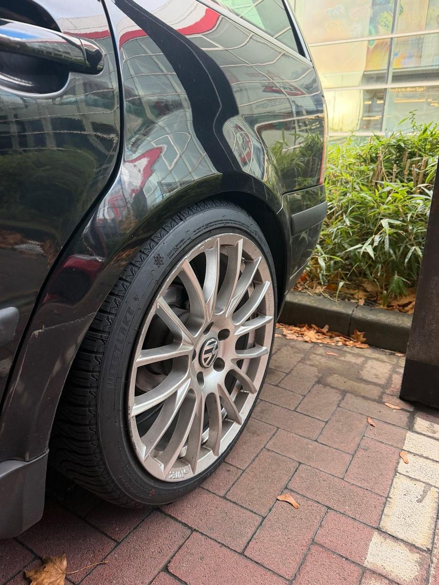 Volkswagen Passat 2005 — photo 8