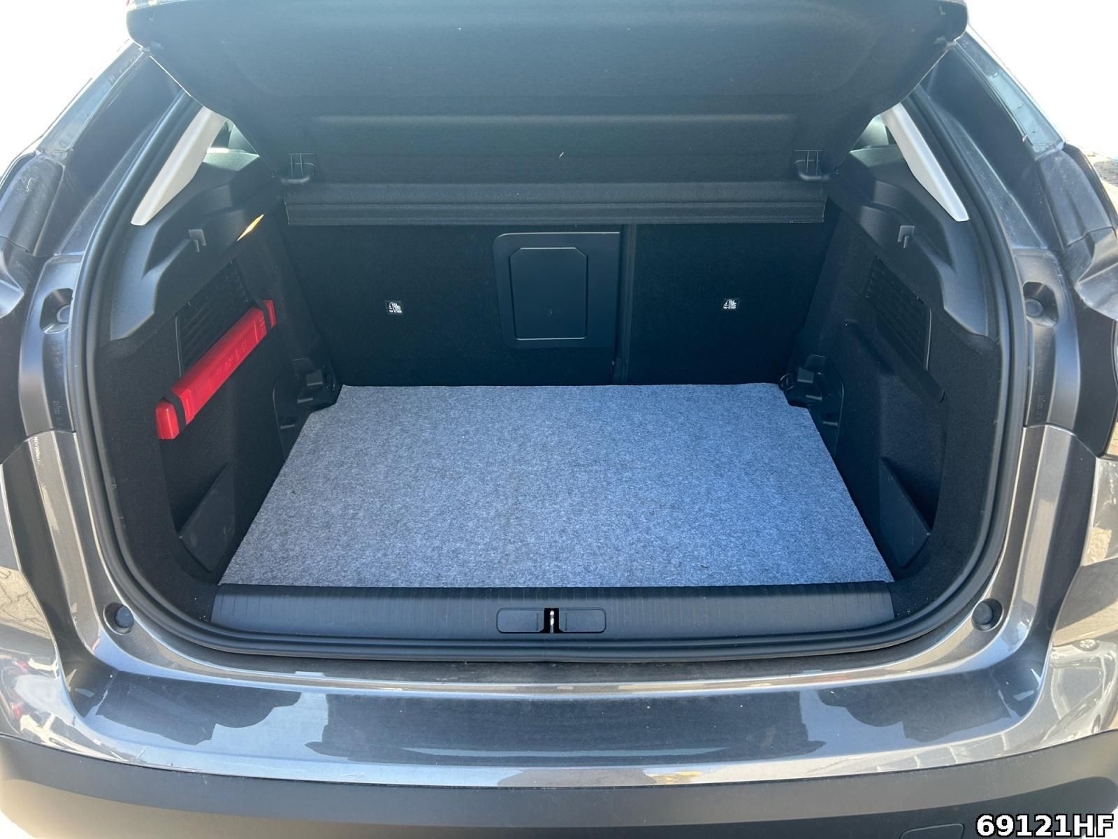 Fahrzeugabbildung Citroën C4 1.2 PureTech 130 Plus *SHZ*NAVI*KAMERA*