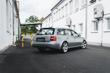 صورة مصغرة 15 لـ 2002 AUDI RS6