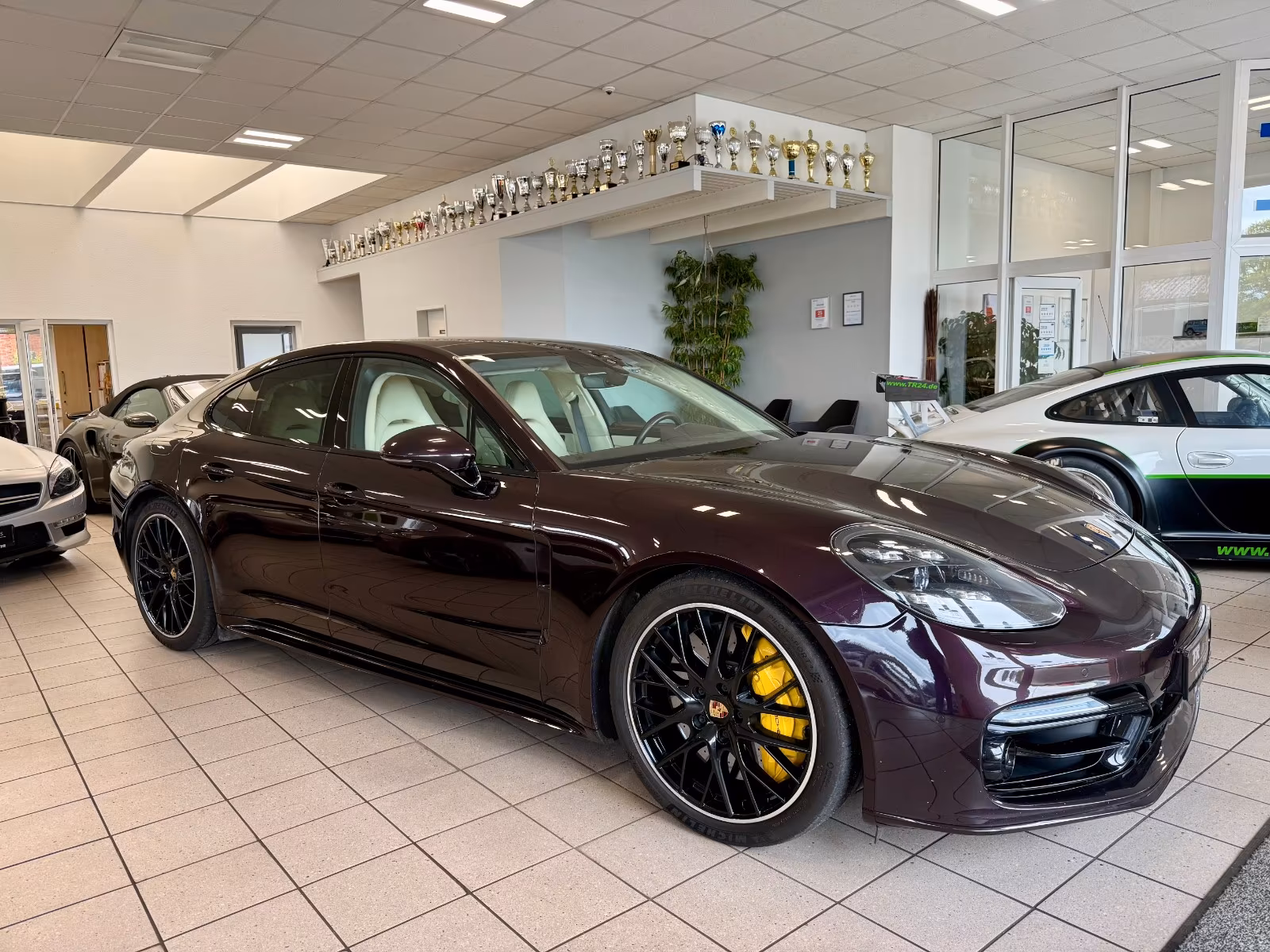 Porsche Panamera Turbo SportDesign/PCCB/Massage/ACC