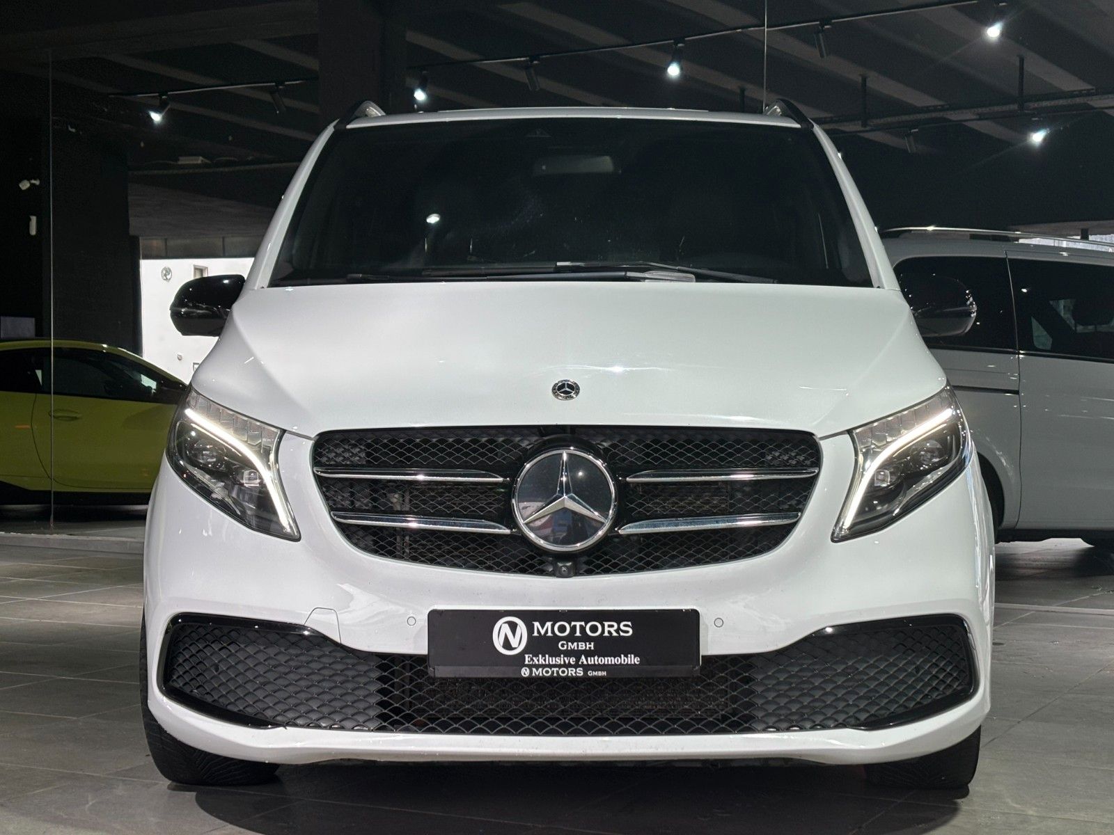 Fahrzeugabbildung Mercedes-Benz V 250d *8-Sitzer*Burmester*Ambiente*360°*Memory