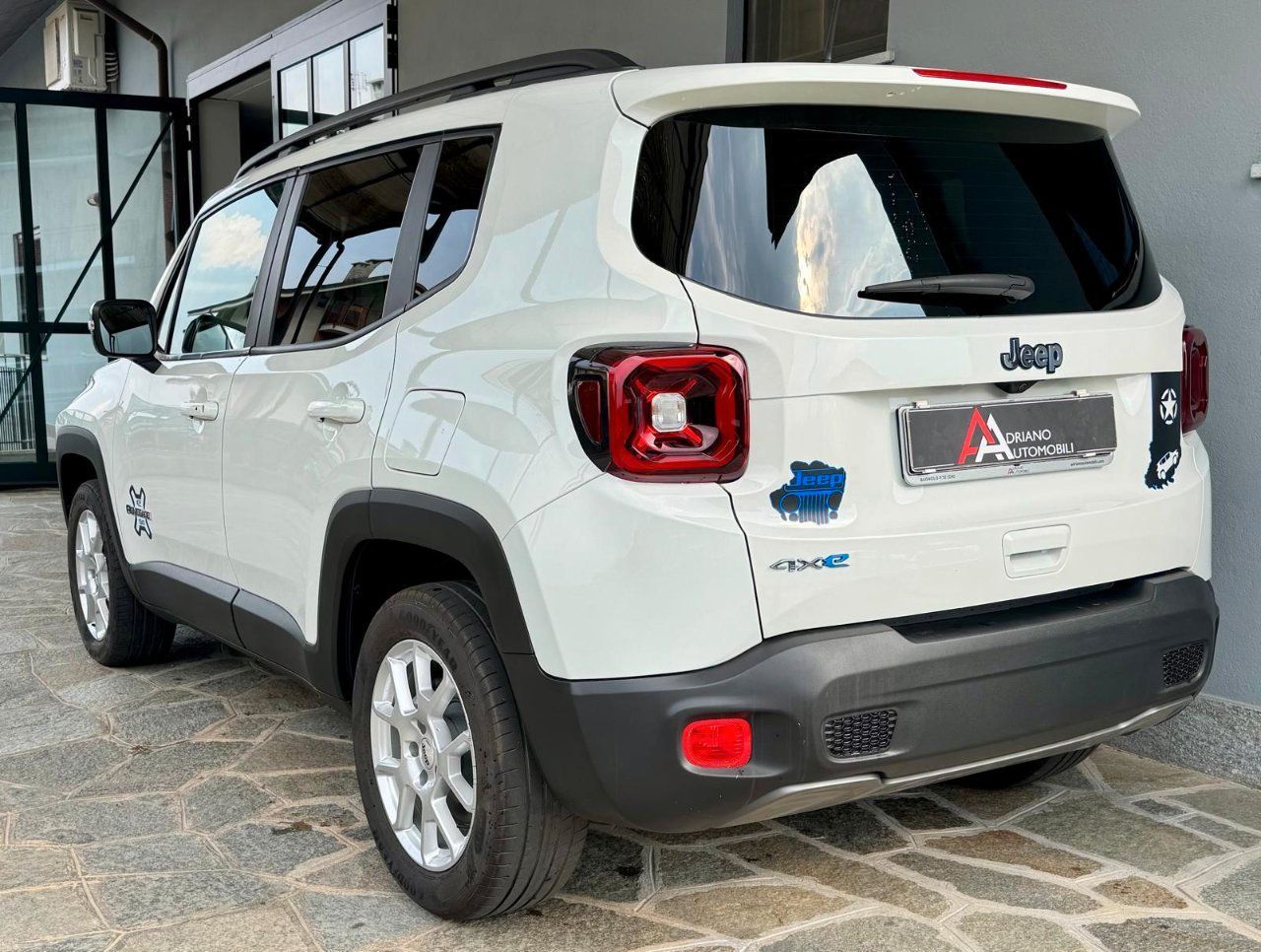 Jeep Renegade 1.3 t4 phev Limited 4xe at6 imagem 3