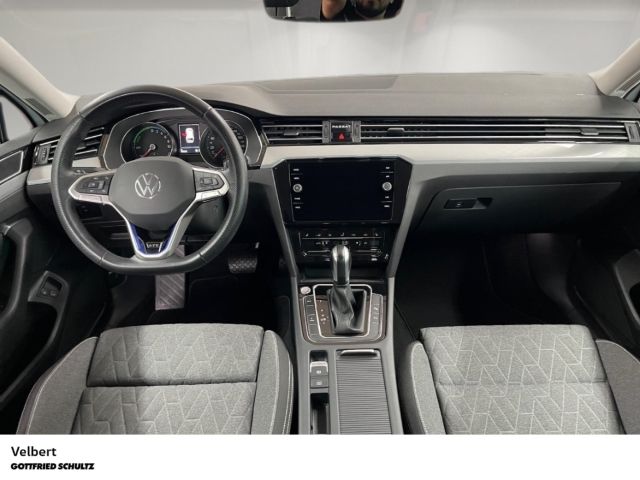 Volkswagen Passat Variant - Bild 6
