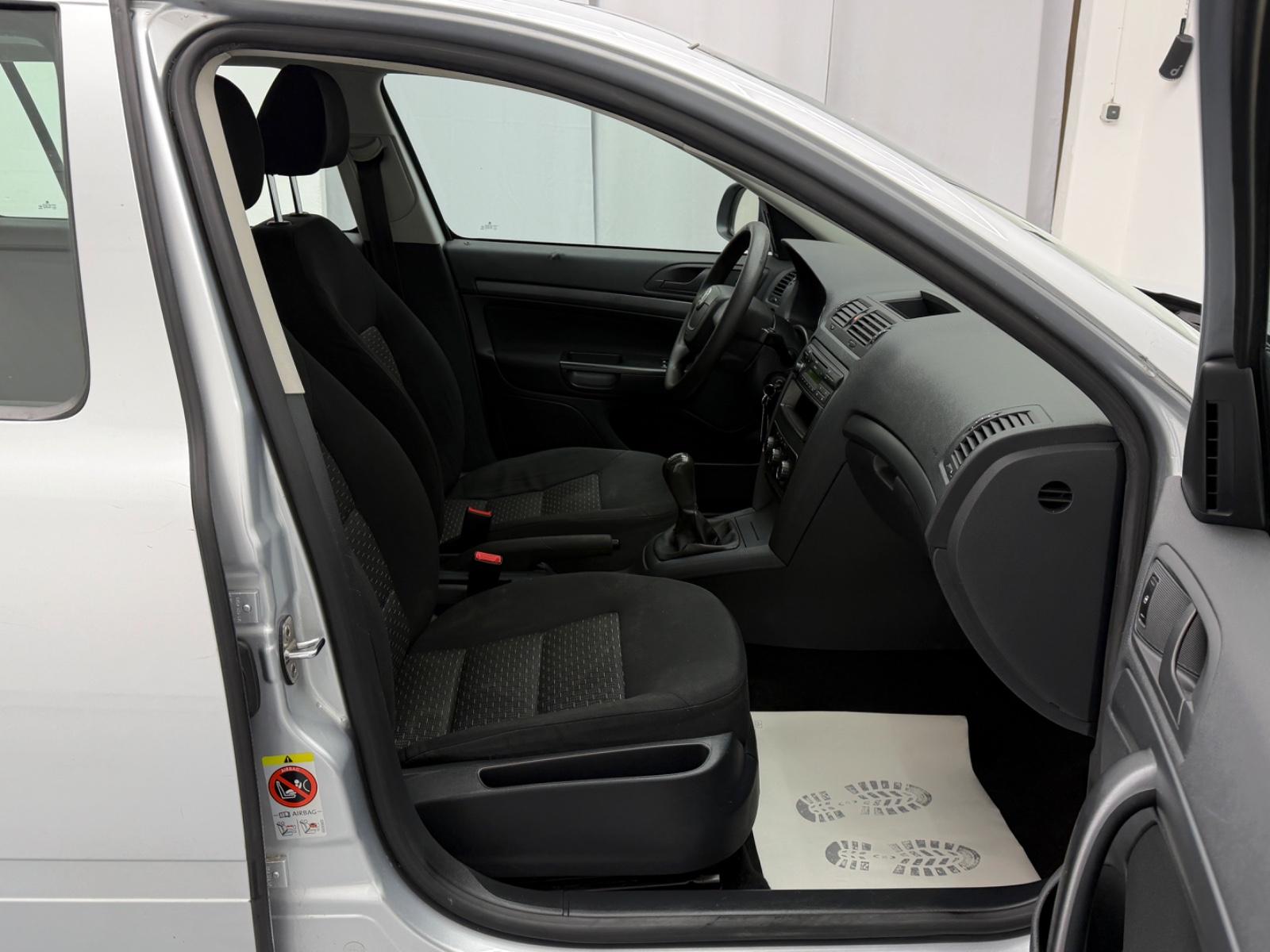Skoda Octavia 2013 — photo 23