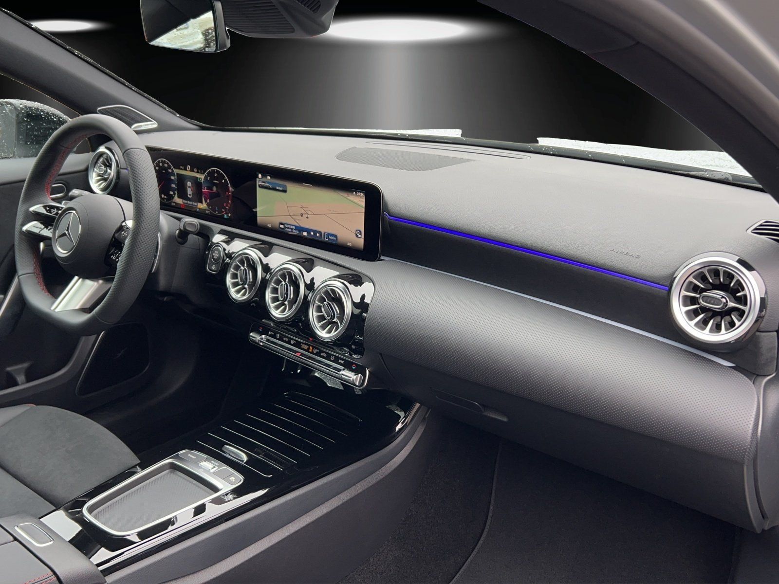 Fahrzeugabbildung Mercedes-Benz A 220 d Lim+AMG-Line+Burmester+DISTRONIC+PSD+19"