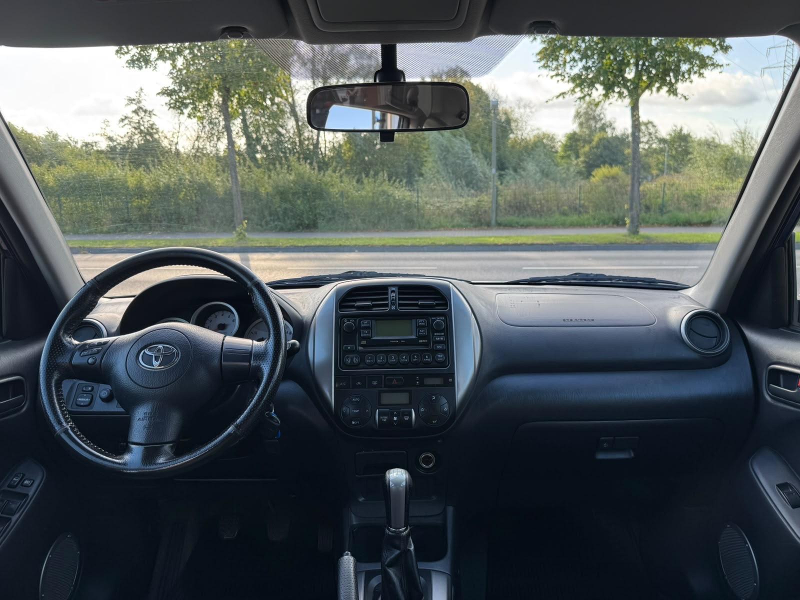 TOYOTA RAV4 2.0 150CH 4X4