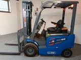 Andere Elektro Gabelstapler Elektroantrieb nur 12 Std.