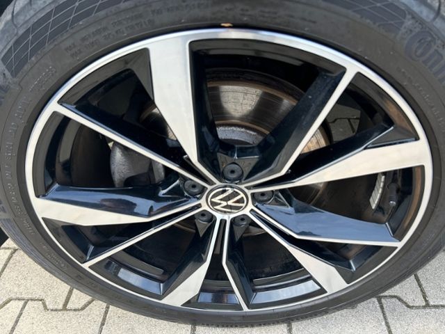 Fahrzeugabbildung Volkswagen Tiguan Allspace 2.0 TDI R-LINE 4MOTION HARMAN KA